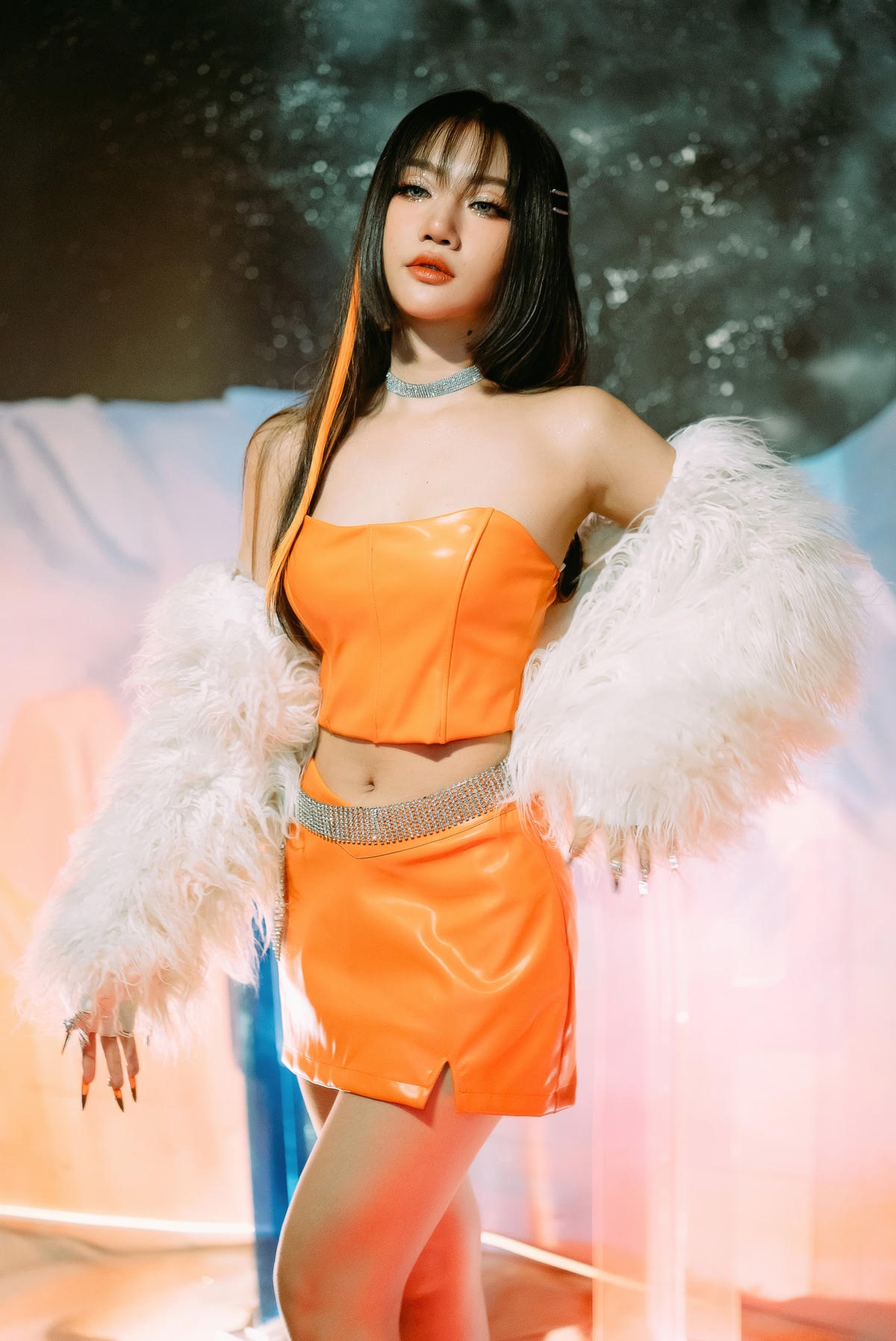 Orange hứa hẹn sẽ mang đến màn trình diẽn live đỉnh cao.