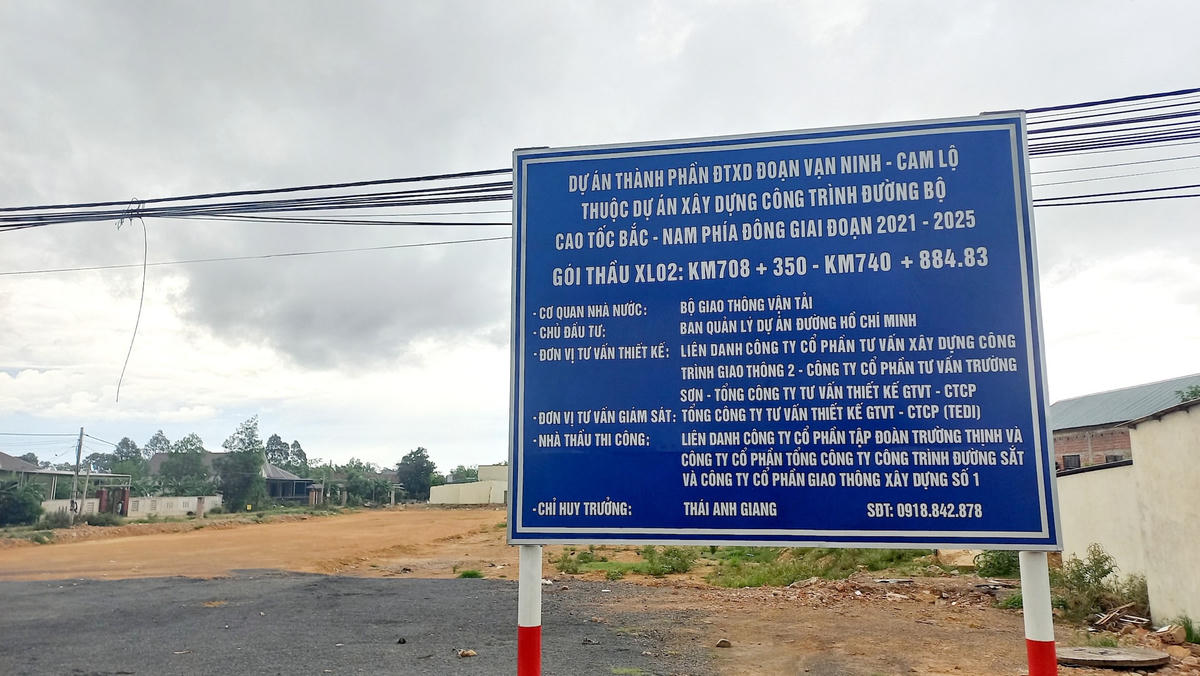 Tỉnh Quảng Trị đã hoàn thành công tác bồi thường, chi trả tiền hỗ trợ GPMB thi công cao tốc Vạn Ninh - Cam Lộ được 24,83km/32,53km.