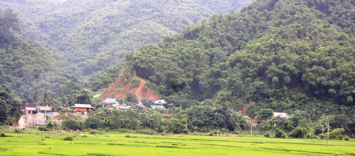 Xã Lũng Cao hiện vẫn còn 111 hộ nằm trong vùng nguy hiểm.