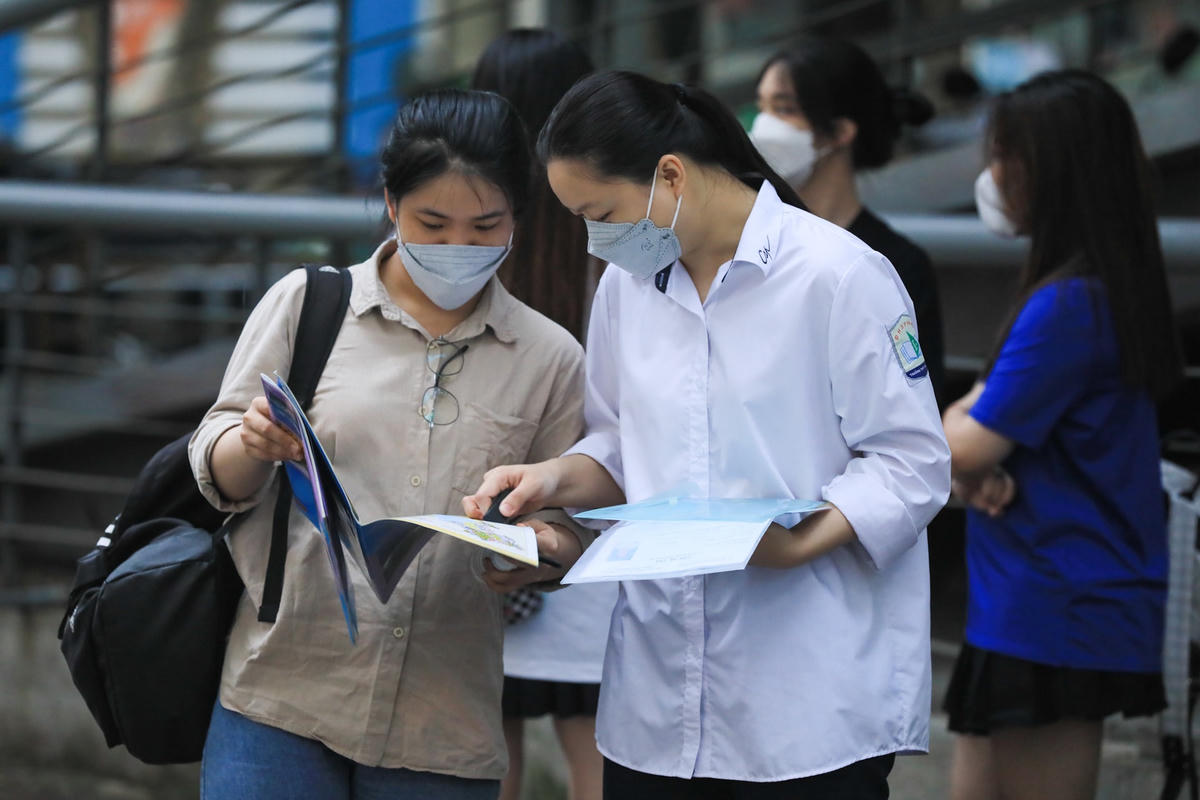 Thí sinh dự thi tốt nghiệp THPT năm 2022. Ảnh: Quang Vinh.