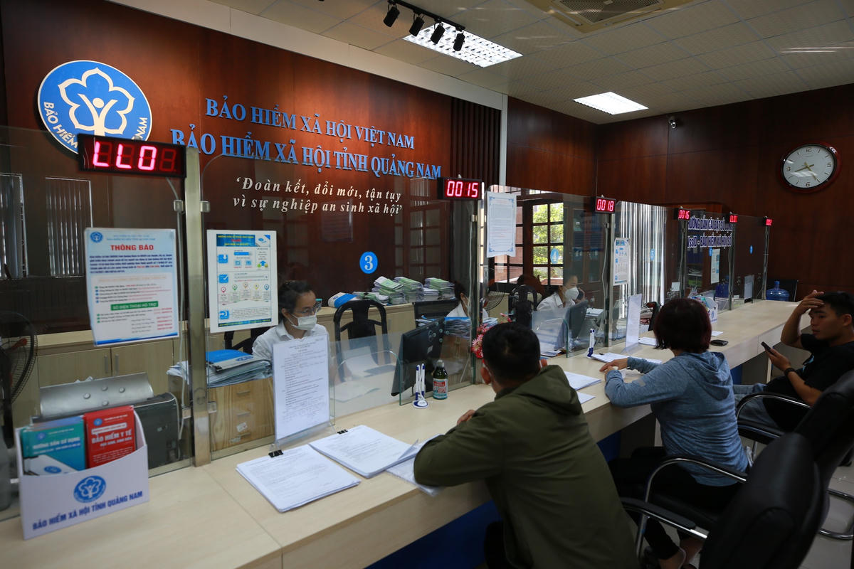 BHXH tỉnh Quảng Nam đã có nhiều sáng kiến giảm hơn 10% thời gian giải quyết các  thủ tục hành chính (TTHC) so với quy định