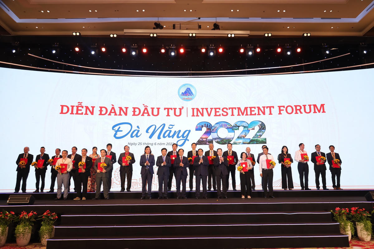 Thủ tướng Phạm Minh Chính: Các nhà đầu tư yên tâm khi chọn Đà Nẵng