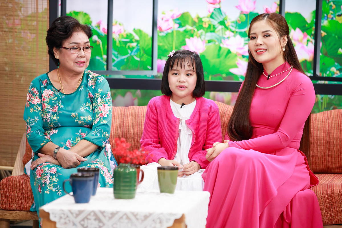 Đam San nói thêm, một lí do khác để cô quyết định đến với chồng hiện tại chính vì mẹ anh - một người phụ nữ bao dung, nhân hậu...