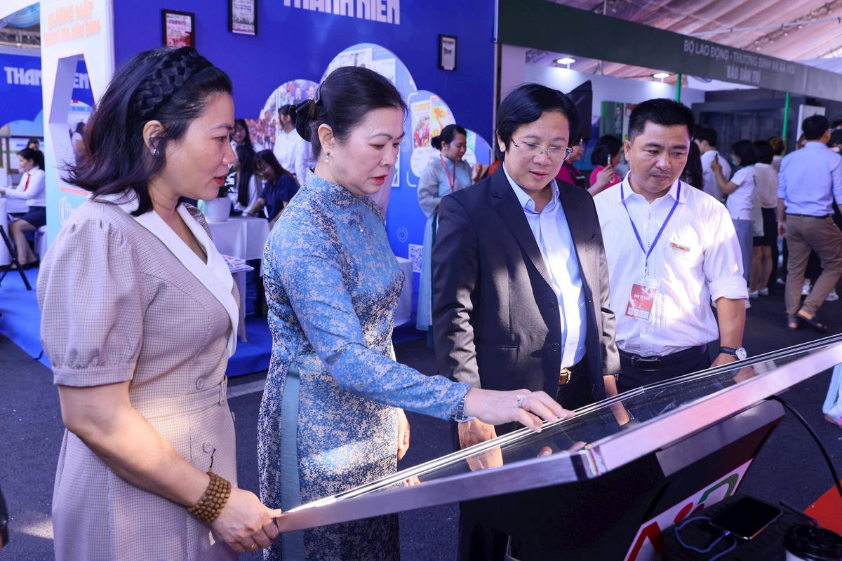 anh-thay-trang-2.jpg