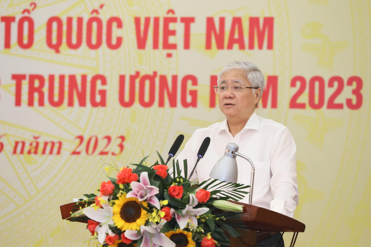Bí thư Trung ương Đảng, Chủ tịch UBTƯ MTTQ Việt Nam Đỗ Văn Chiến phát biểu tại Hội nghị. Ảnh: Quang Vinh.