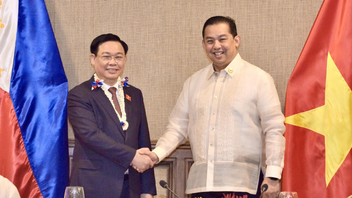 Chủ tịch Quốc hội Vương Đình Huệ và Chủ tịch Hạ viện Philippines Martin Romualdez. Nguồn: VOV.