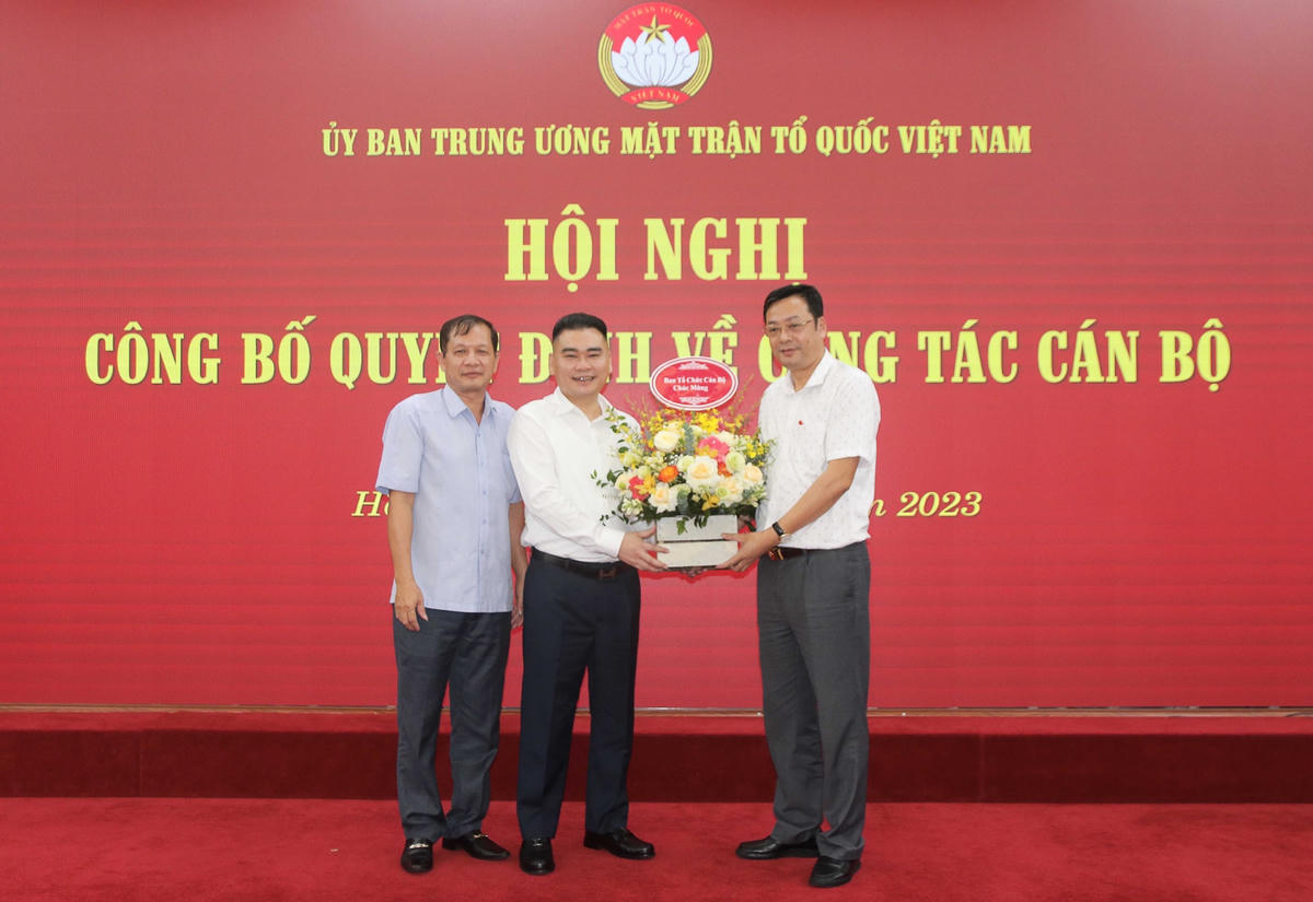 Nhà báo Trần Bảo Trung được bổ nhiệm Phó Tổng Biên tập Tạp chí Mặt trận