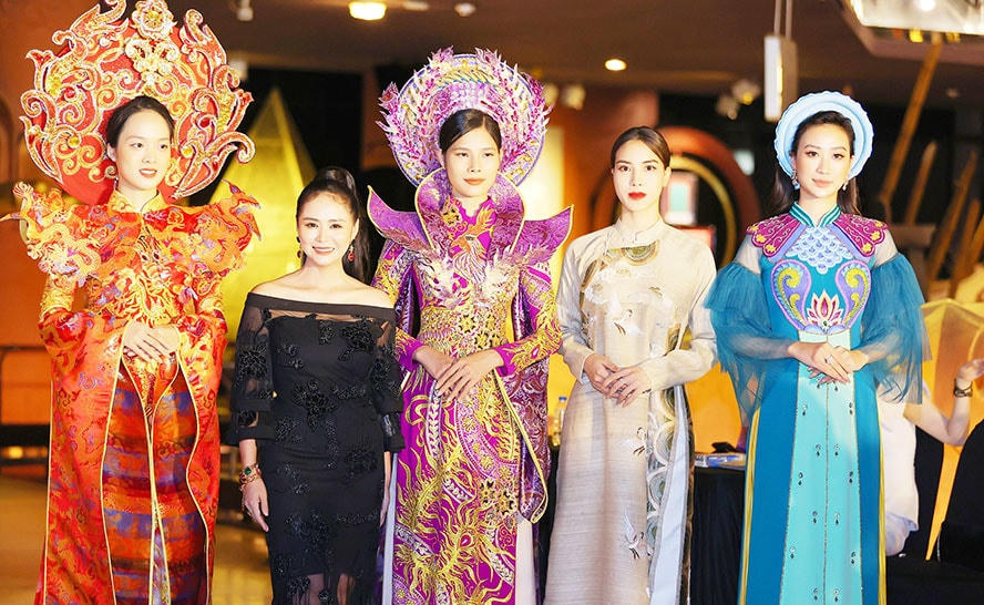 Một số mẫu thiết kế sẽ được giới thiệu trong Show thời trang "Bước chân di sản".
