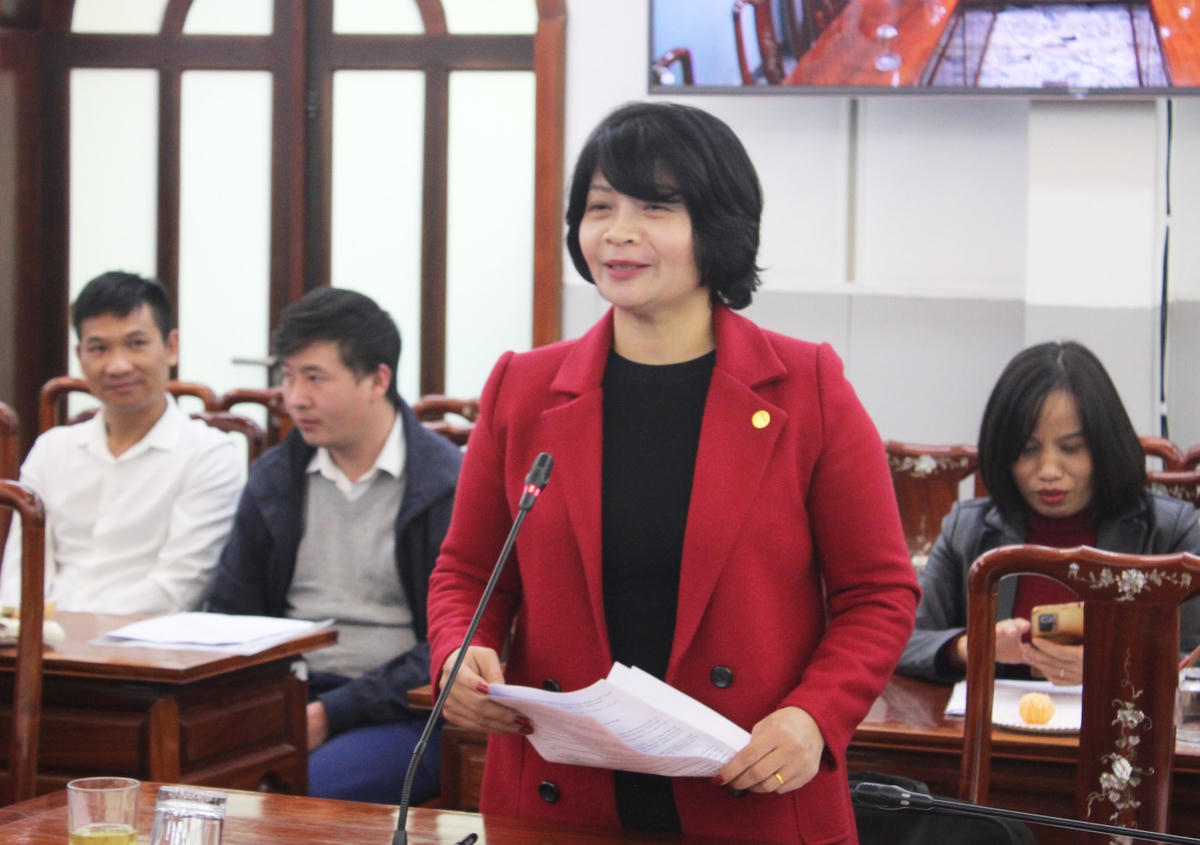 Đại biểu trao đổi, thảo luận tại Hội nghị.