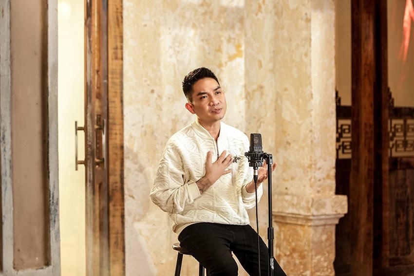 Phạm Khánh Hưng tiết lộ, dù ly hôn nhưng anh và vợ cũ xem nhau như bạn bè. 