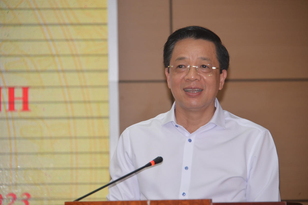 Ông Nguyễn Văn Hồi, Trưởng ban Dân vận Tỉnh ủy, Chủ tịch Ủy ban MTTQ Việt Nam tỉnh Quảng Ninh kết luận những vấn đề quan trong tại Hội nghị.