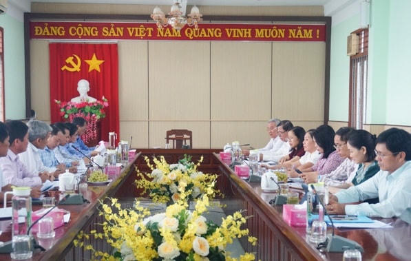 Quang cảnh buổi làm việc.