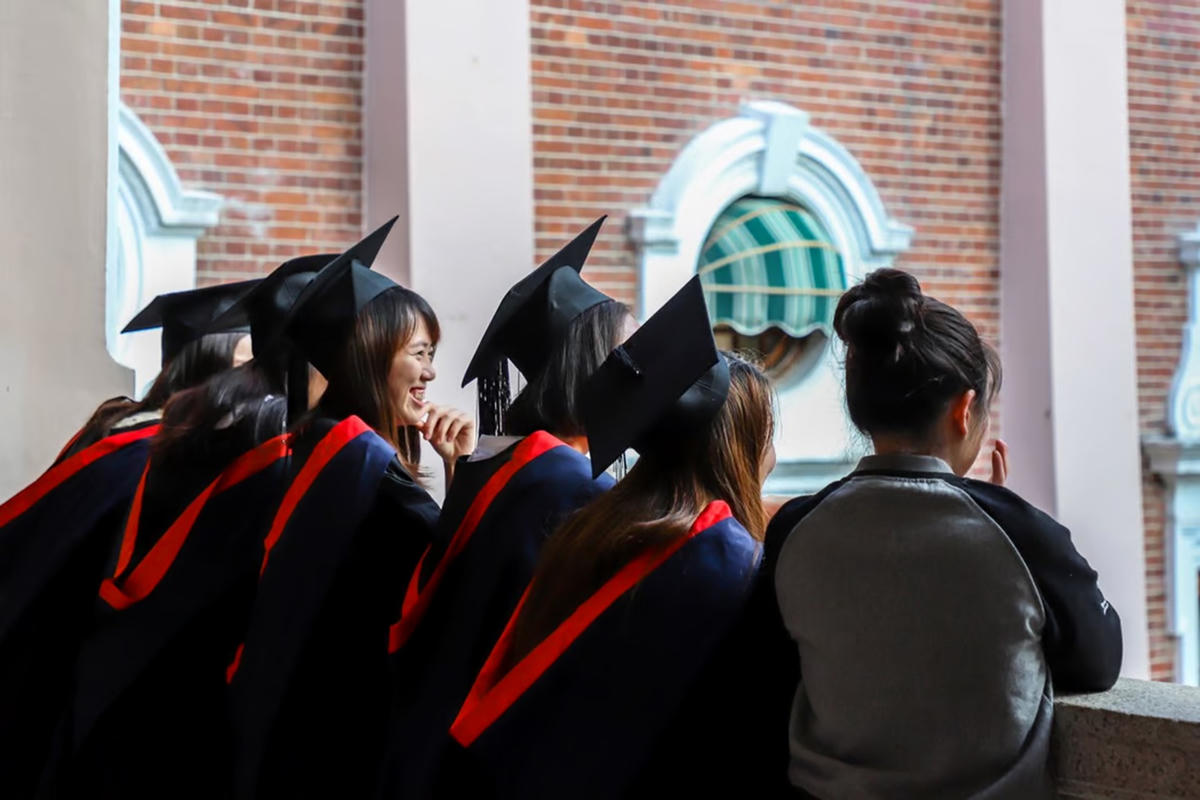 Thế hệ Gen Z khu vực châu Á - Thái Bình Dương đang bước vào một thị trường việc làm khó khăn. Ảnh: SCMP.