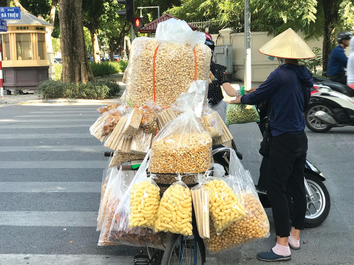 “Sạp” bỏng di động.  