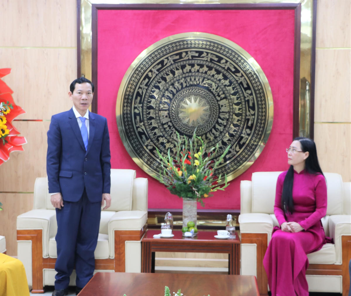 Ông Võ Thanh An phát biểu tại buổi chúc mừng Tỉnh ủy Quảng Ngãi.
