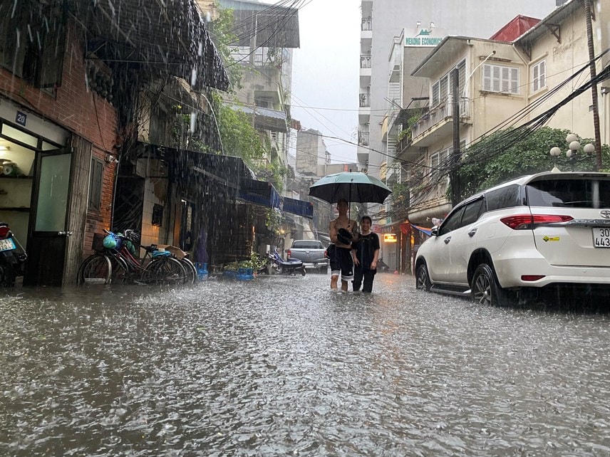 Hà Nội chuẩn bị đón đợt mưa lớn. (Ảnh minh họa).