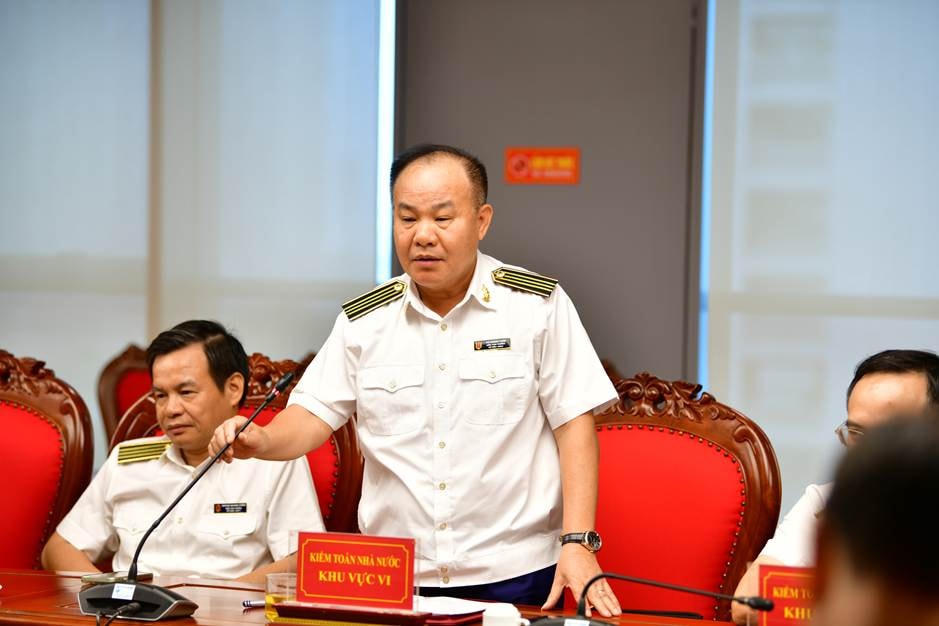 Các đại biểu thảo luận tại cuộc họp-Ảnh: M.L