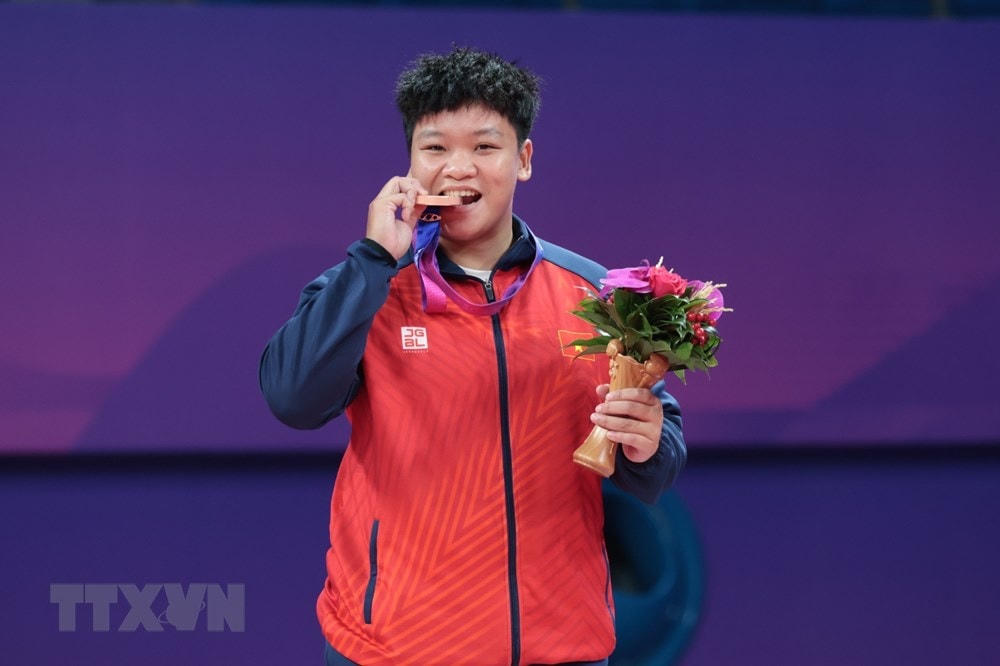 Vận động viên Võ Thị Phương Quỳnh giành Huy chương Đồng môn Kurash hạng cân 87kg. (Ảnh: Hoàng Linh/TTXVN).