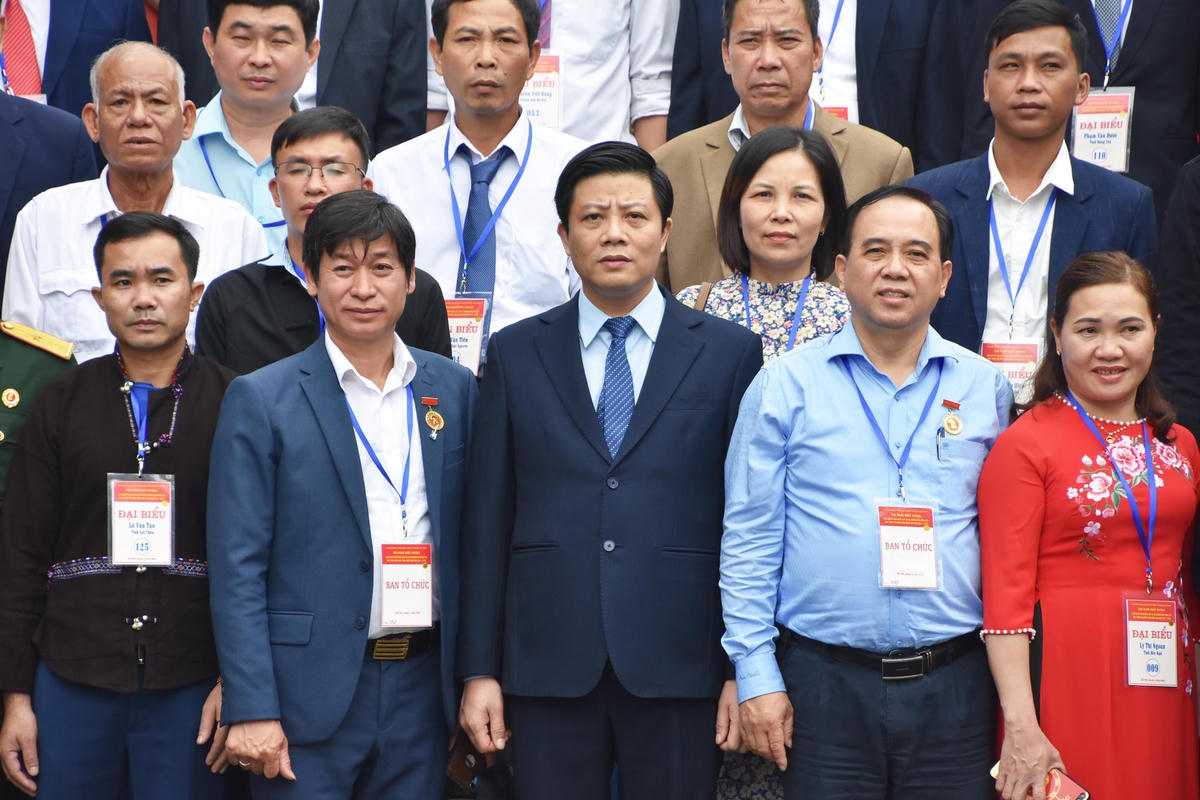 [ẢNH] Đoàn đại biểu Mặt trận dâng hương tại Đền Hùng