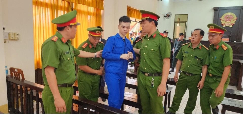 Bị cáo Đoàn Thiên Long.