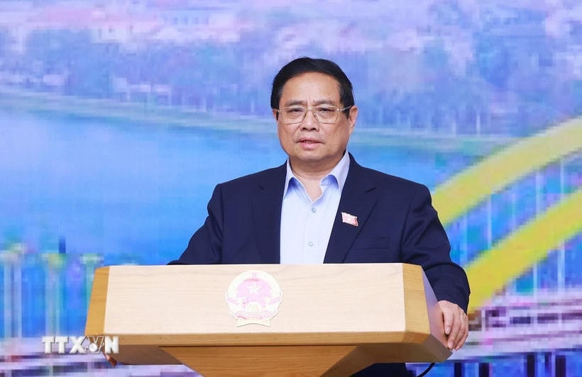 Thủ tướng Phạm Minh Chính chủ trì Phiên họp thứ 17 của Ban Chỉ đạo nhà nước các công trình, dự án quan trọng quốc gia, trọng điểm của ngành giao thông vận tải. (Ảnh: Dương Giang/TTXVN)