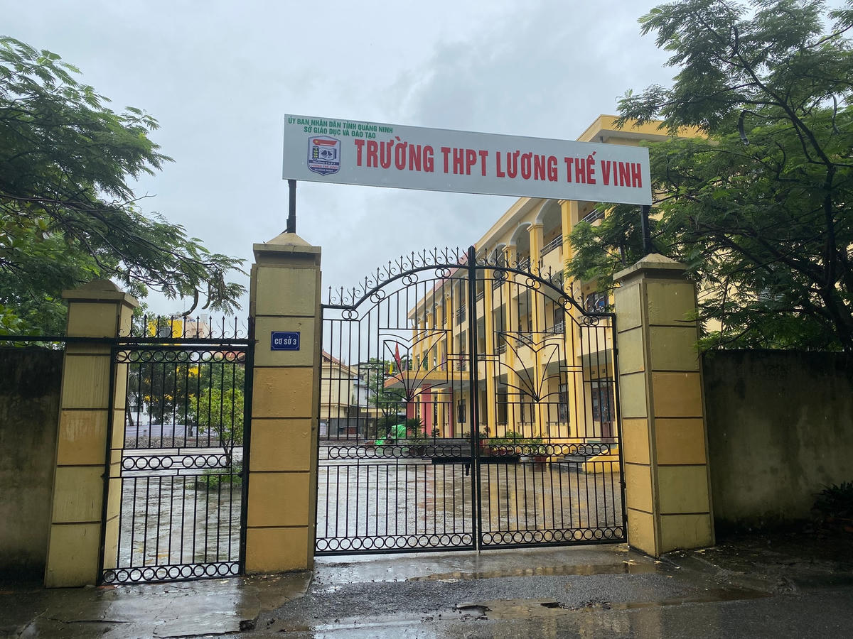 Trường THPT Lương Thế Vinh đã tự ý tổ chức tuyển sinh vượt 135 học sinh so với chỉ tiêu.