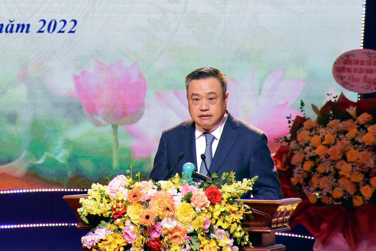 Ông Trần Sỹ Thanh - Ủy viên Ban Chấp hành Trung ương Đảng, Phó Bí thư Thành ủy, Chủ tịch UBND TP Hà Nội phát biểu tại buổi lễ.