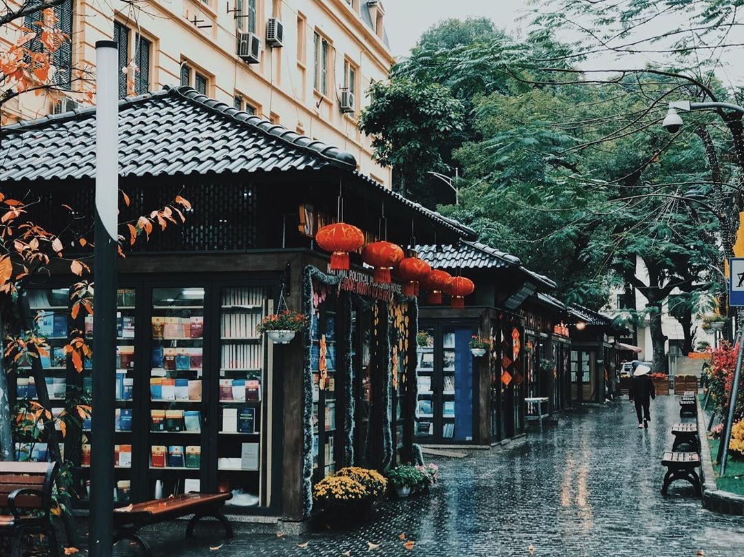 Phố sách Hà Nội. Ảnh: Quang Vinh.