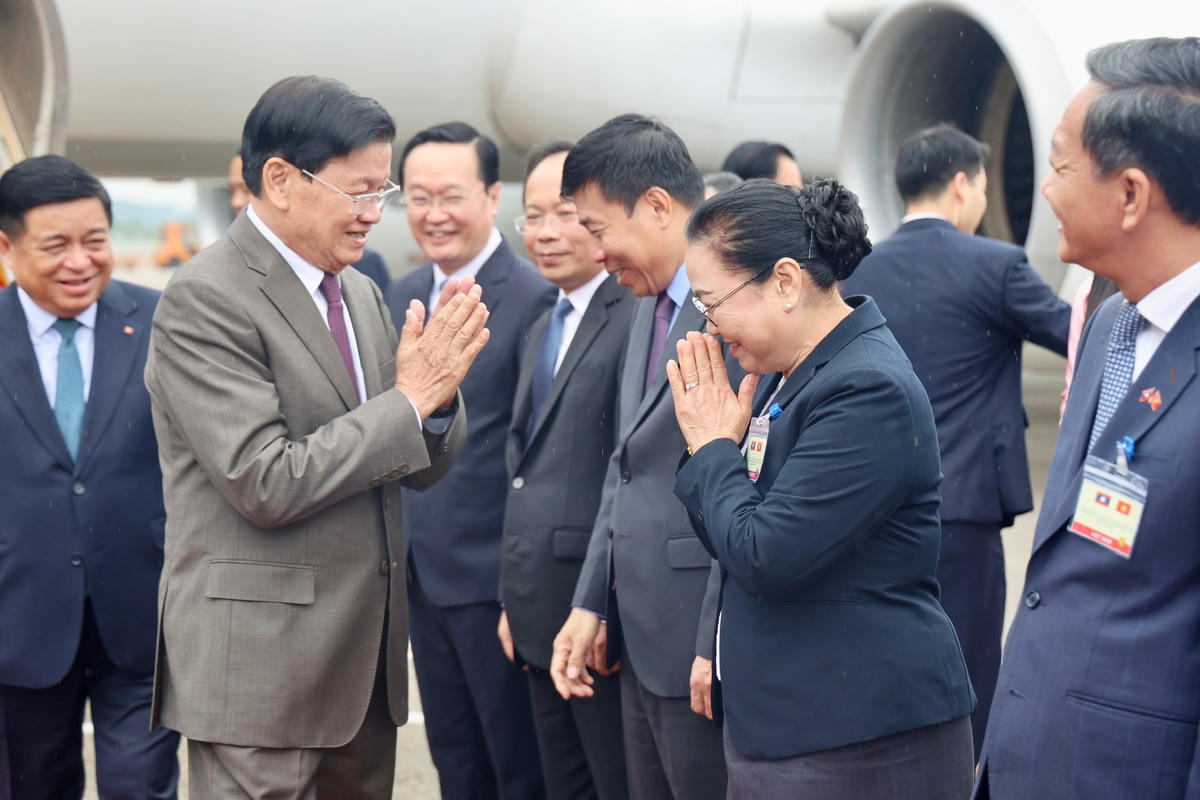 Tổng Bí thư, Chủ tịch nước Lào đến Việt Nam dự Lễ kỷ niệm 30/4- Ảnh 3.