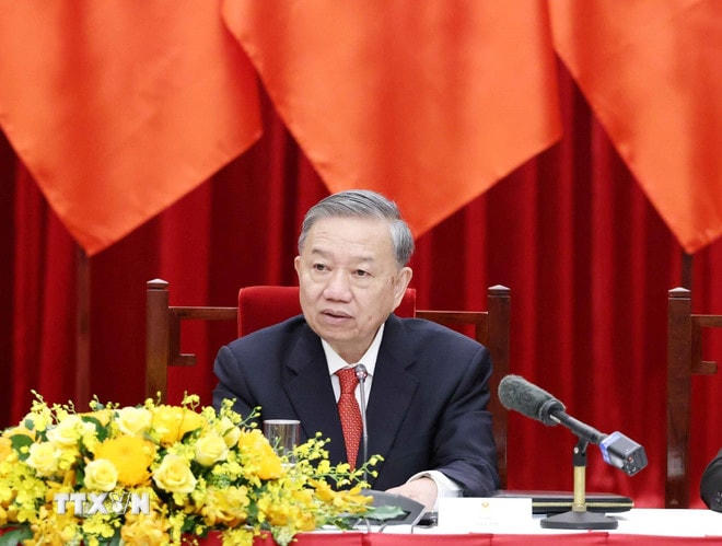 Tổng Bí thư Tô Lâm chủ trì buổi tiếp. (Ảnh: Thống Nhất/TTXVN) ttxvn-tong-bi-thu-tiep-cac-truong-doan-chinh-dang-cac-nuoc-du-le-ky-niem-50-nam-thong-nhat-dat-nuoc-2904-2.jpg