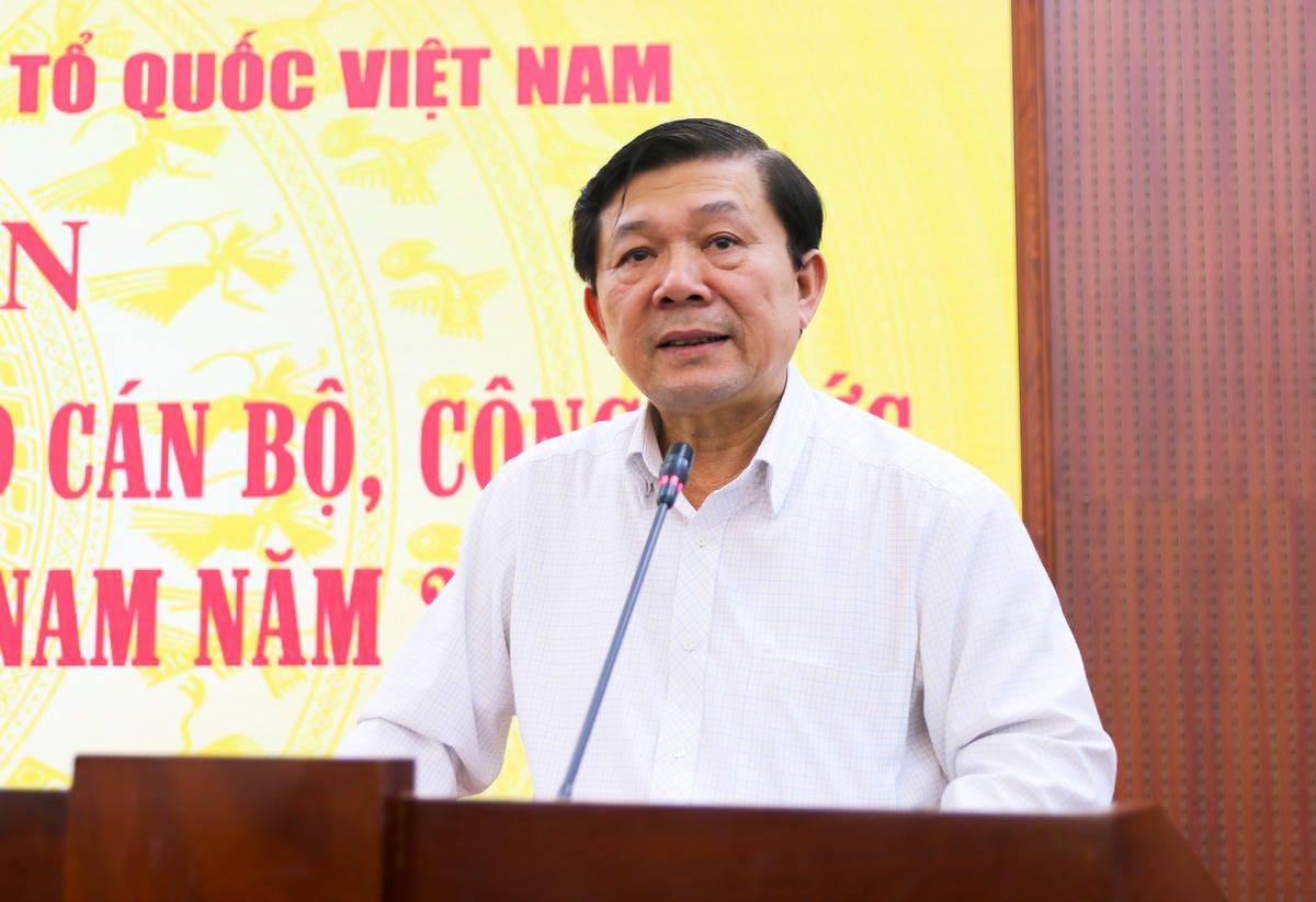 Phó Chủ tịch Nguyễn Hữu Dũng phát biểu tại Hội nghị.