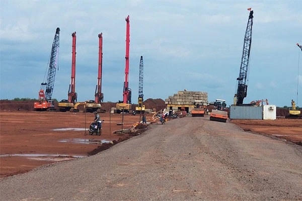 Công trường thi công dự án sân bay Long Thành.