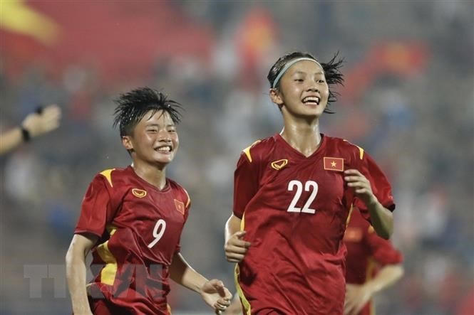 Cầu thủ Lê Thị Trang (số 22) ghi bàn thắng nâng tỷ số lên 3-1 cho U20 Nữ Việt Nam ở phút 64. (Ảnh: Minh Quyết/TTXVN).