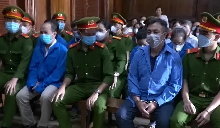 Các bị cáo tại phiên tòa sơ thẩm.