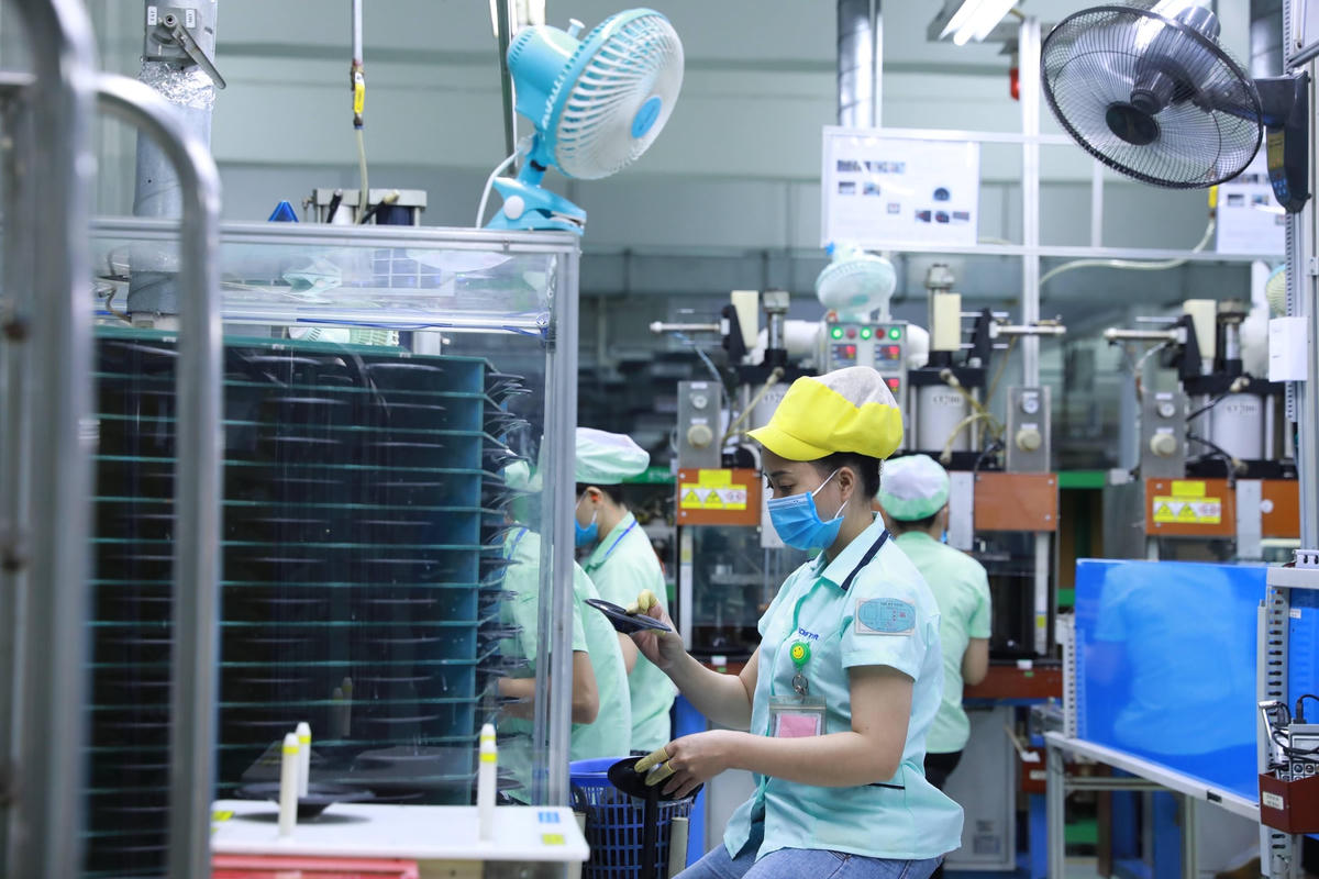 Nhiều doanh nghiệp vốn đầu tư nước ngoài hoạt động hiệu quả. Ảnh: Quang Vinh.