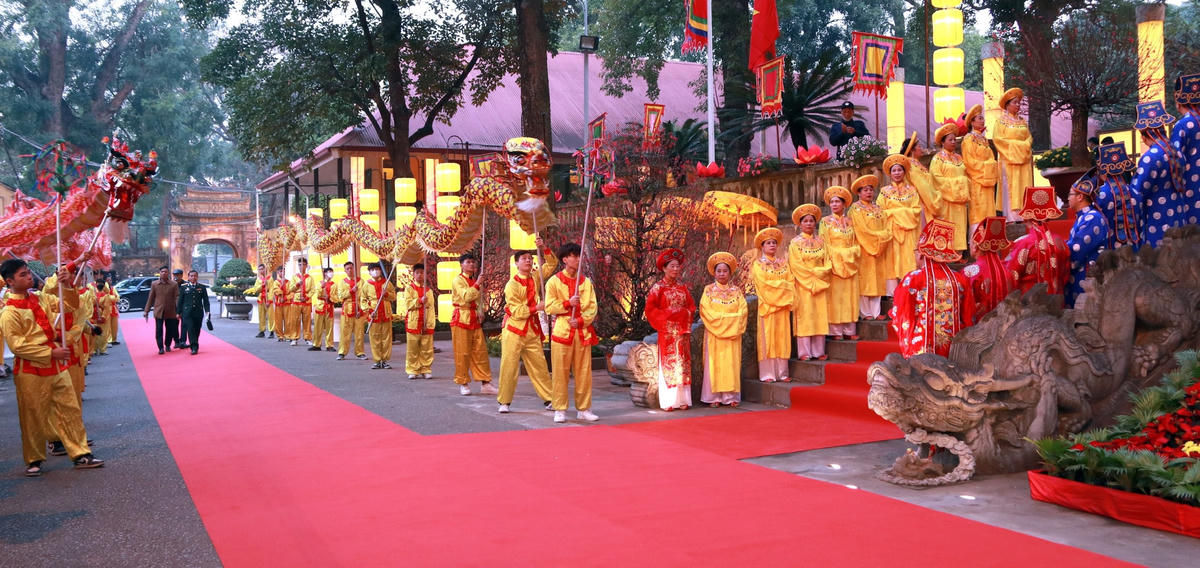 Quang cảnh lễ hội. 