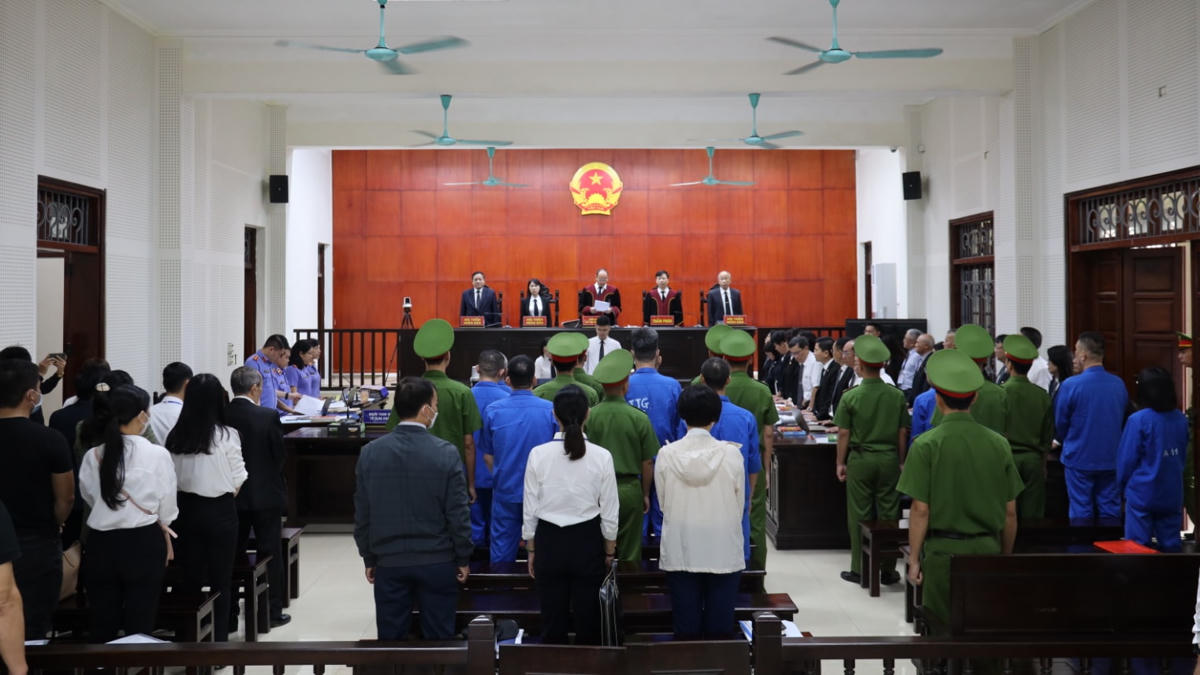 Toàn cảnh phiên tòa.