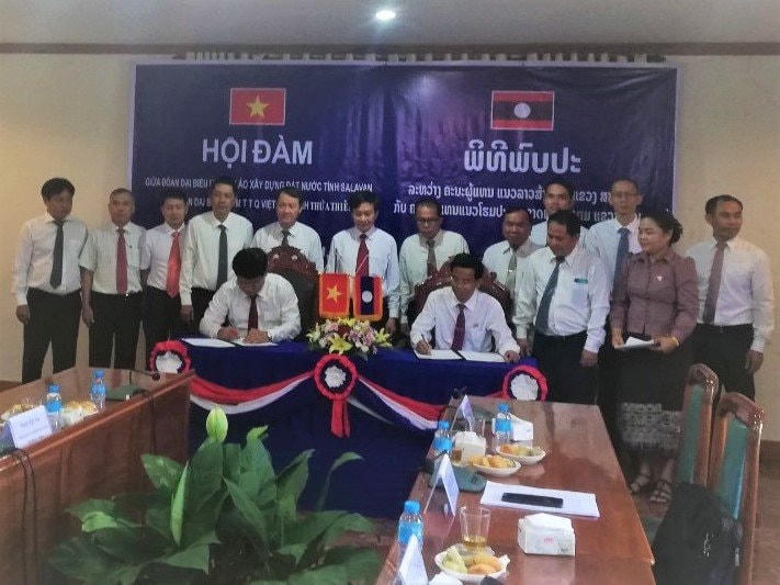 Uỷ ban MTTQ Việt Nam tỉnh Thừa Thiên - Huế ký kết Biên bản ghi nhớ với Mặt trận Lào xây dựng đất nước tỉnh Salavan.