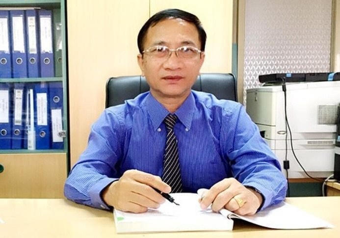 TS Hoàng Ngọc Vinh.
