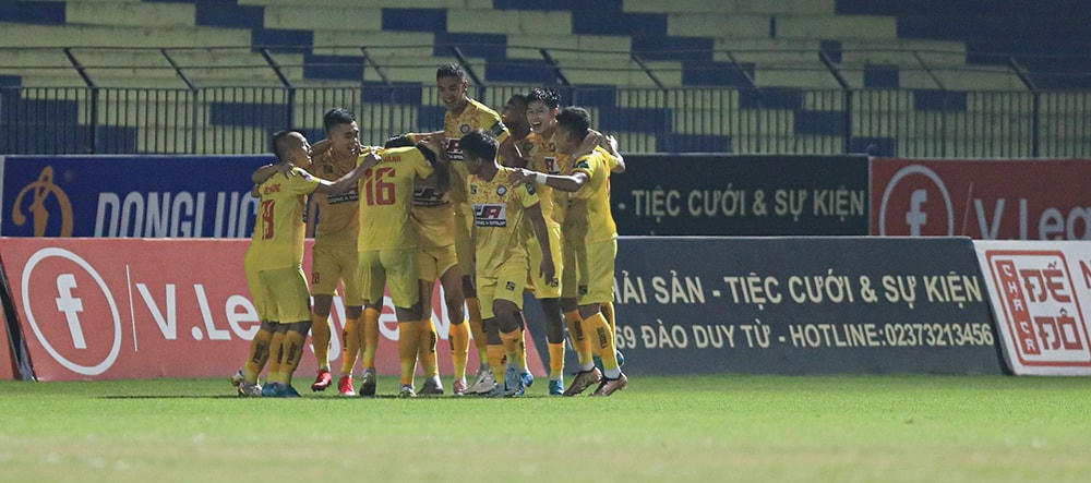 Thanh Hóa đang gây bất ngờ khi độc chiếm ngôi đầu V.League.