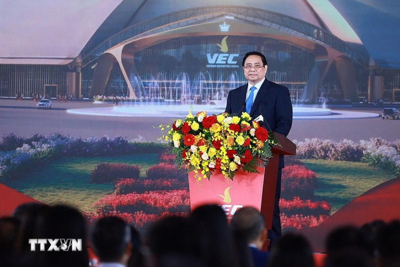 Thủ tướng Phạm Minh Chính phát biểu tại Lễ khởi công, khánh thành 250 dự án, công trình trên 34 tỉnh, thành phố trên cả nước. (Ảnh: Dương Giang/TTXVN)