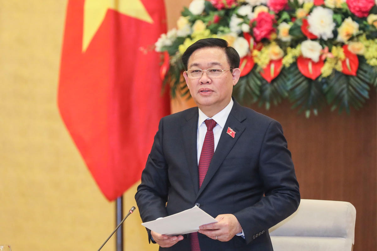 Chủ tịch Quốc hội Vương Đình Huệ phát biểu tại Hội nghị. Ảnh: Quang Vinh.