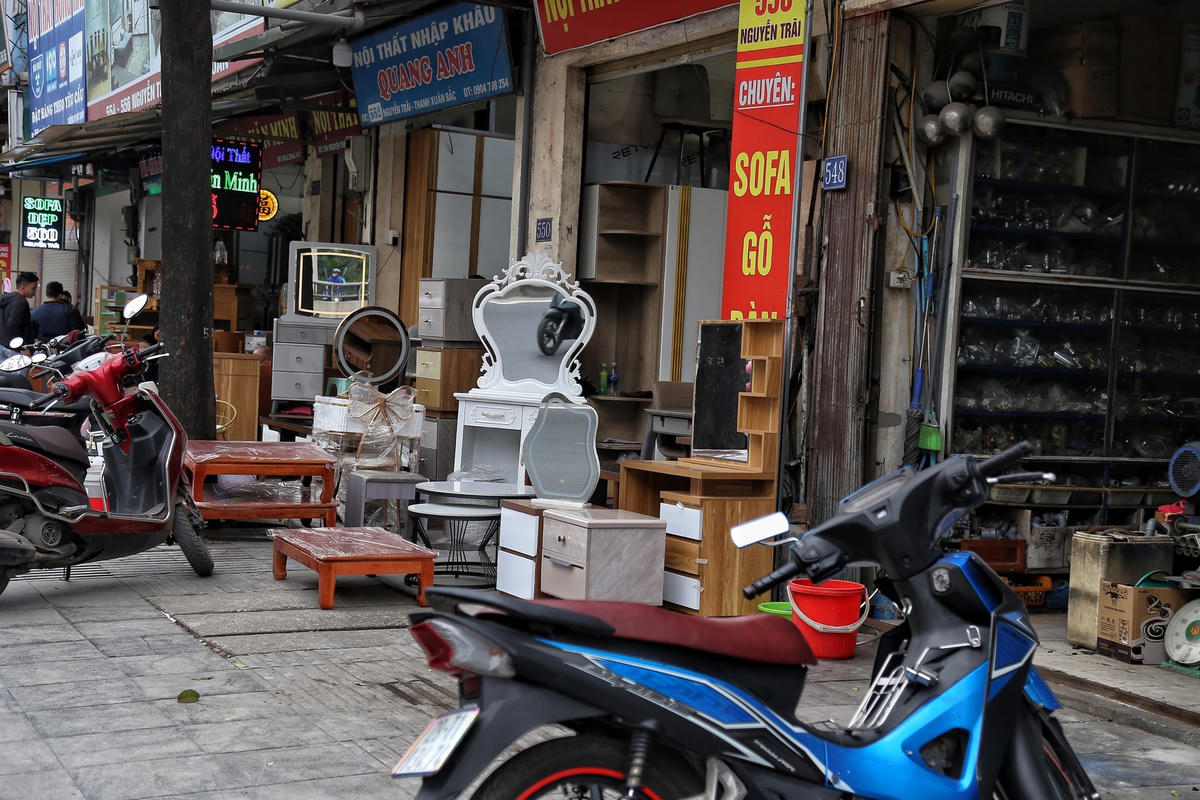 Thanh Xuân (Hà Nội): Lấn chiếm vỉa hè như chưa hề có chiến dịch