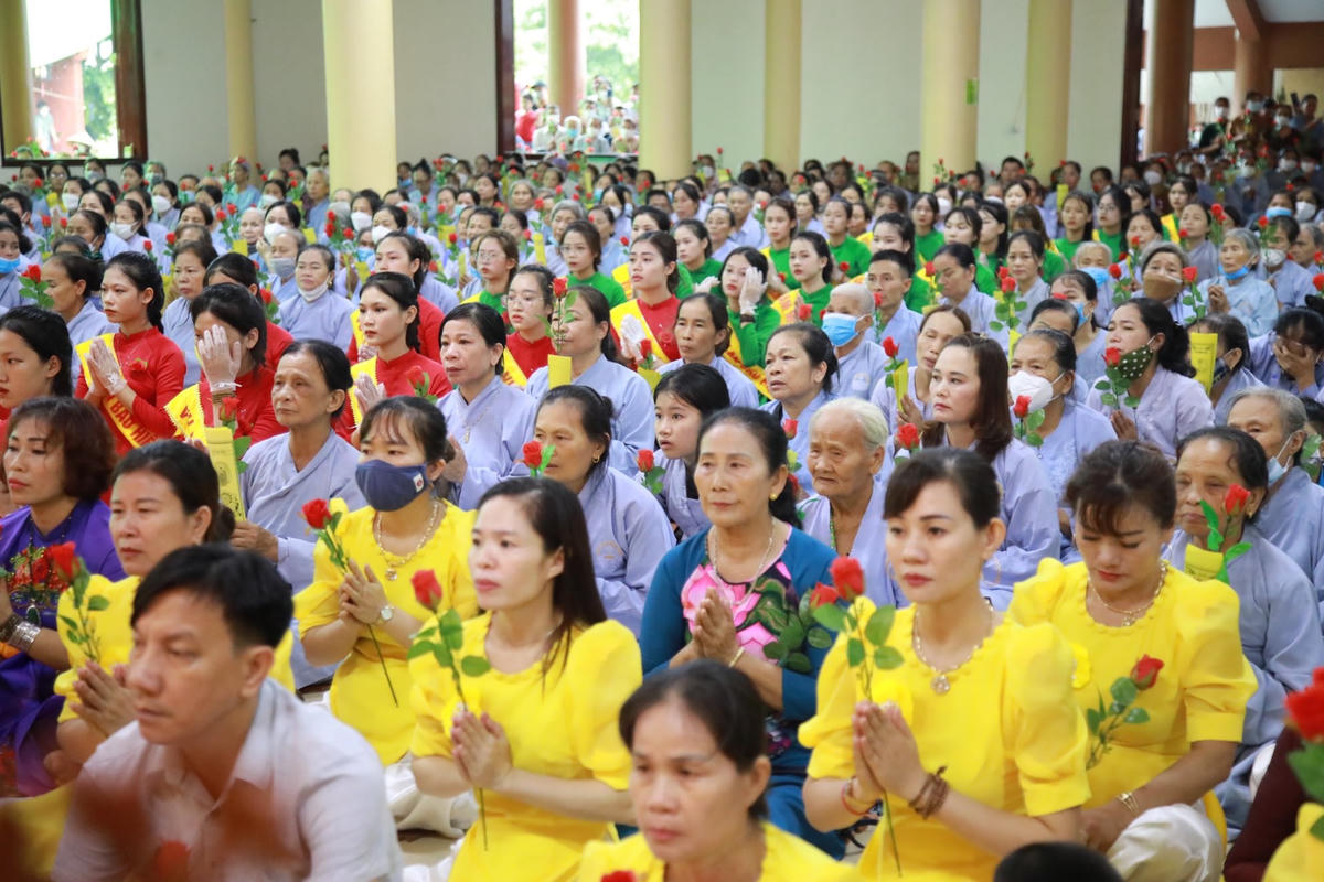 Ngày lễ Vu Lan báo hiếu có nguồn gốc từ hàng ngàn năm nay. Ảnh: ST.