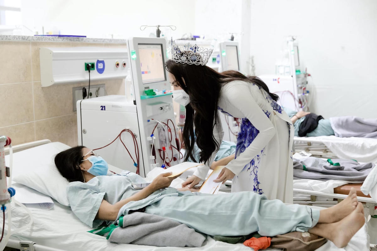 Thời gian gần đây, Mai Phương ghi dấu với loạt hoạt động nhân ái ý nghĩa.