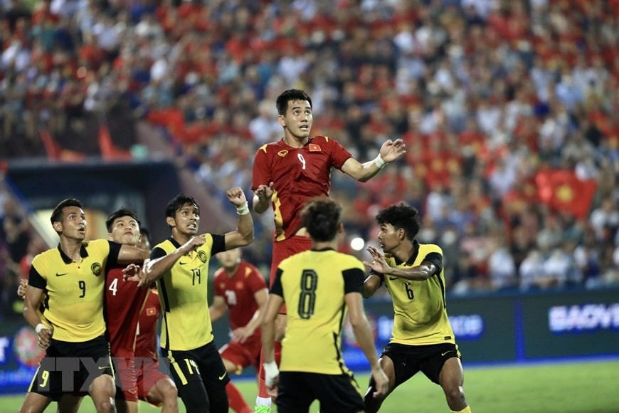 Tiến Linh đánh đầu vào lưới U23 Malaysia ở phút 111 trong trận bán kết ngày 19/5, đưa U23 Việt Nam vào chung kết tranh HCV với U23 Thái Lan.