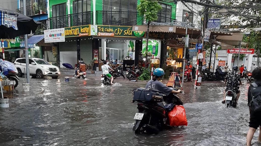 Mưa lớn còn xảy ra ở nhiều nơi trong vài ngày tới. 