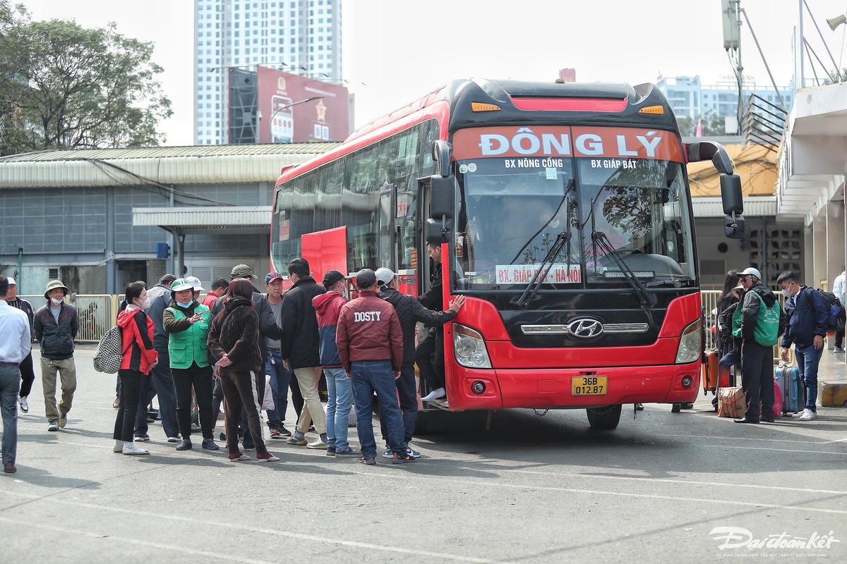 W_nguoi_dan_linh_kinh_do_dac-le-khanh12.jpg