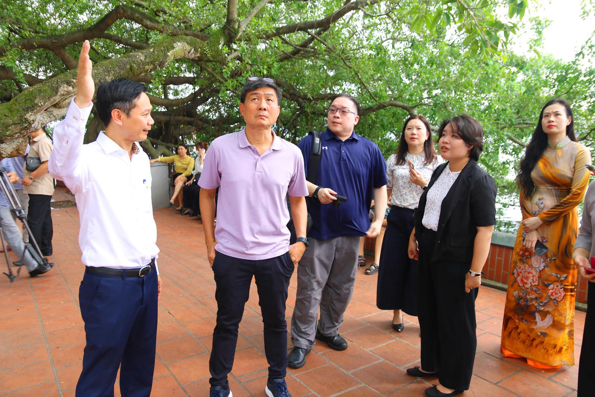 Đoàn đại biểu Hiệp hội Nhân dân Singapore bắt đầu chuyến thăm và làm việc tại Việt Nam