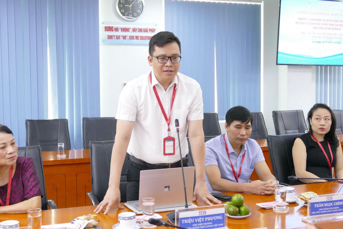 Ông Triệu Việt Phương - Phó Viện trưởng Viện Tiêu chuẩn Chất lượng Việt Nam phát biểu tại buổi họp xét duyệt và nghiệm thu.